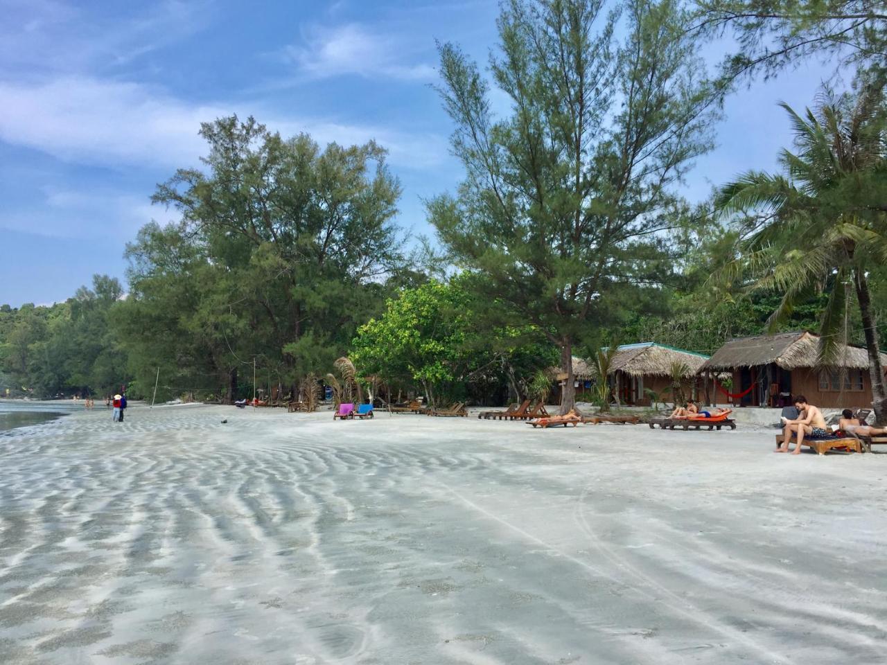 La Ong Lay Hotel Koh Phayam Exterior foto